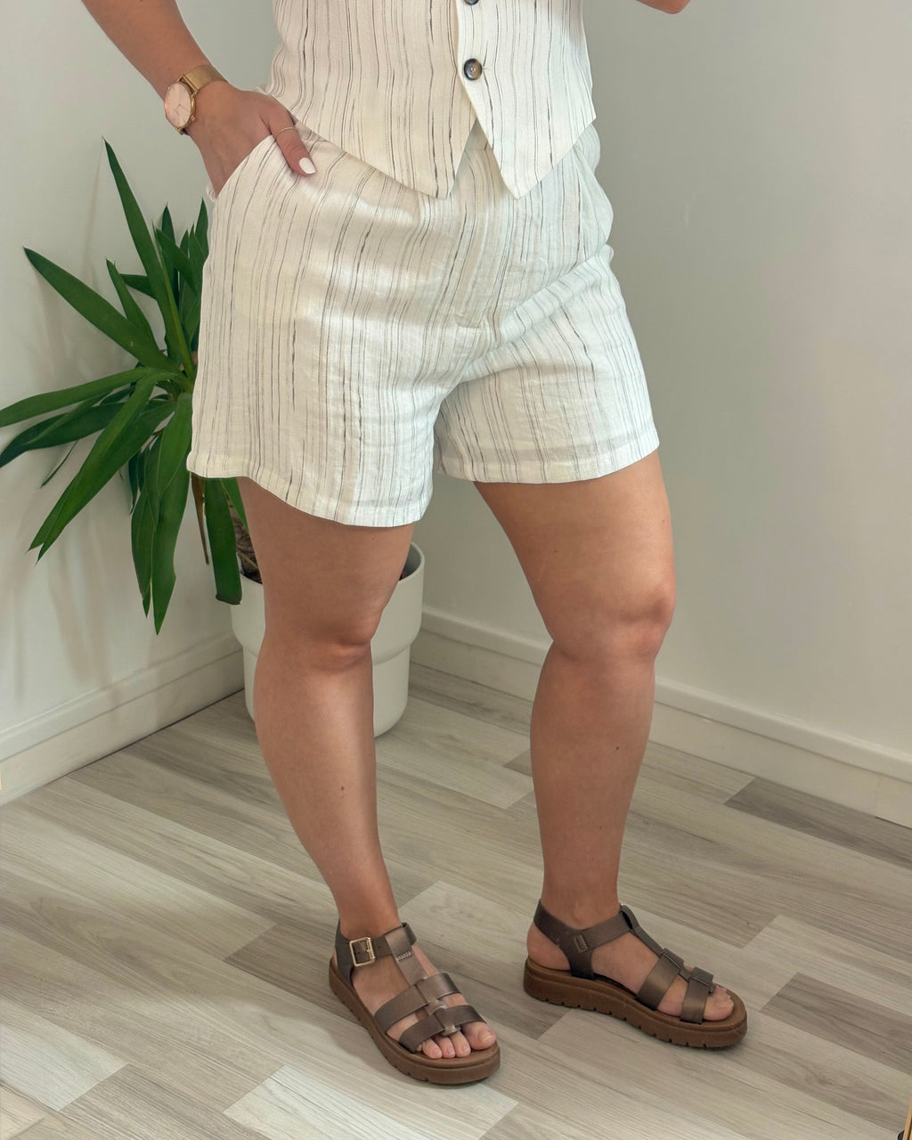 Short MÉLISSA
